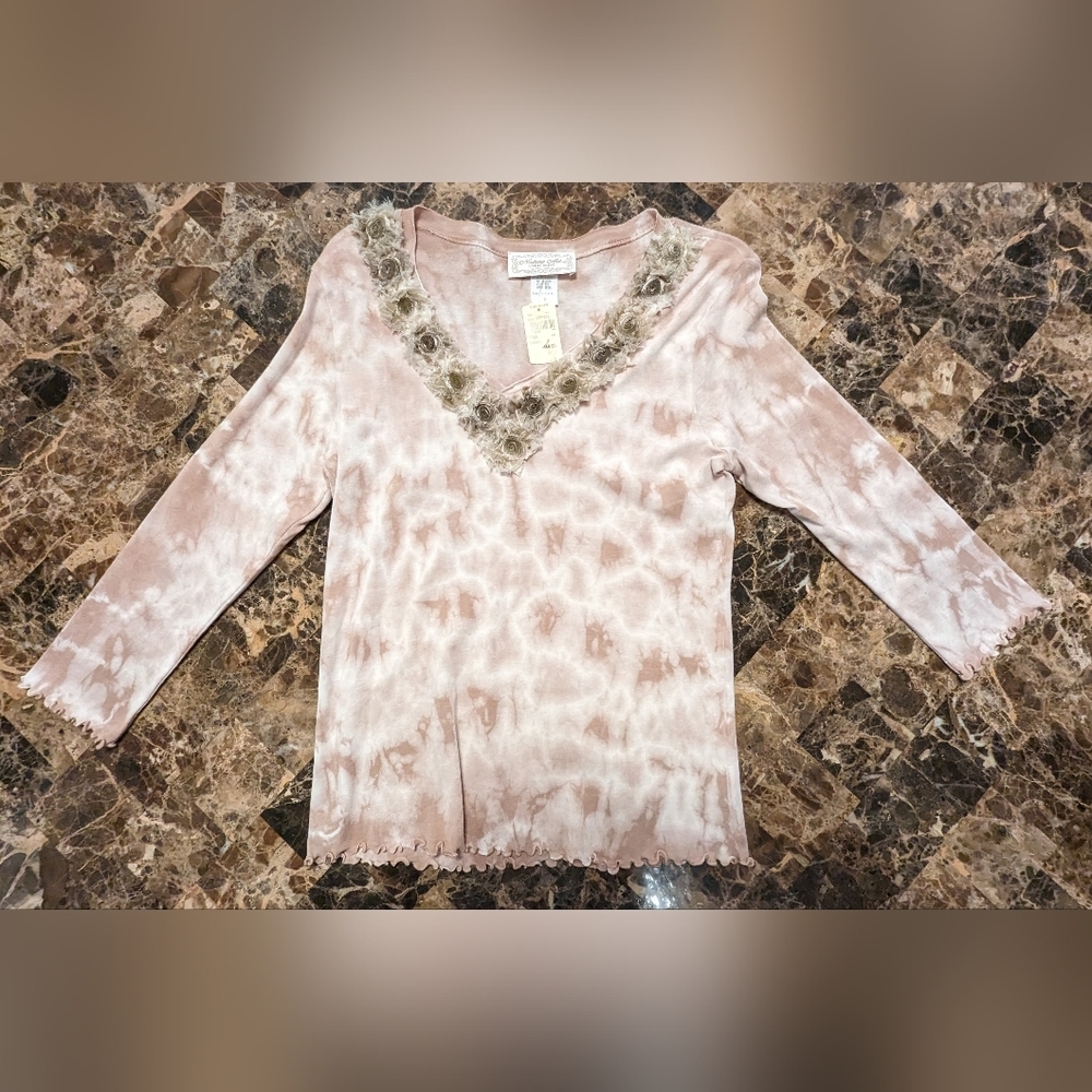 5/$25 Nature Art top by Lynn Yang